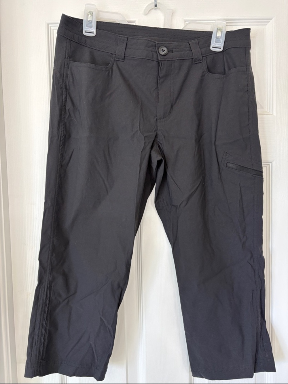 Eddie Bauer Black Capri Utility Pants